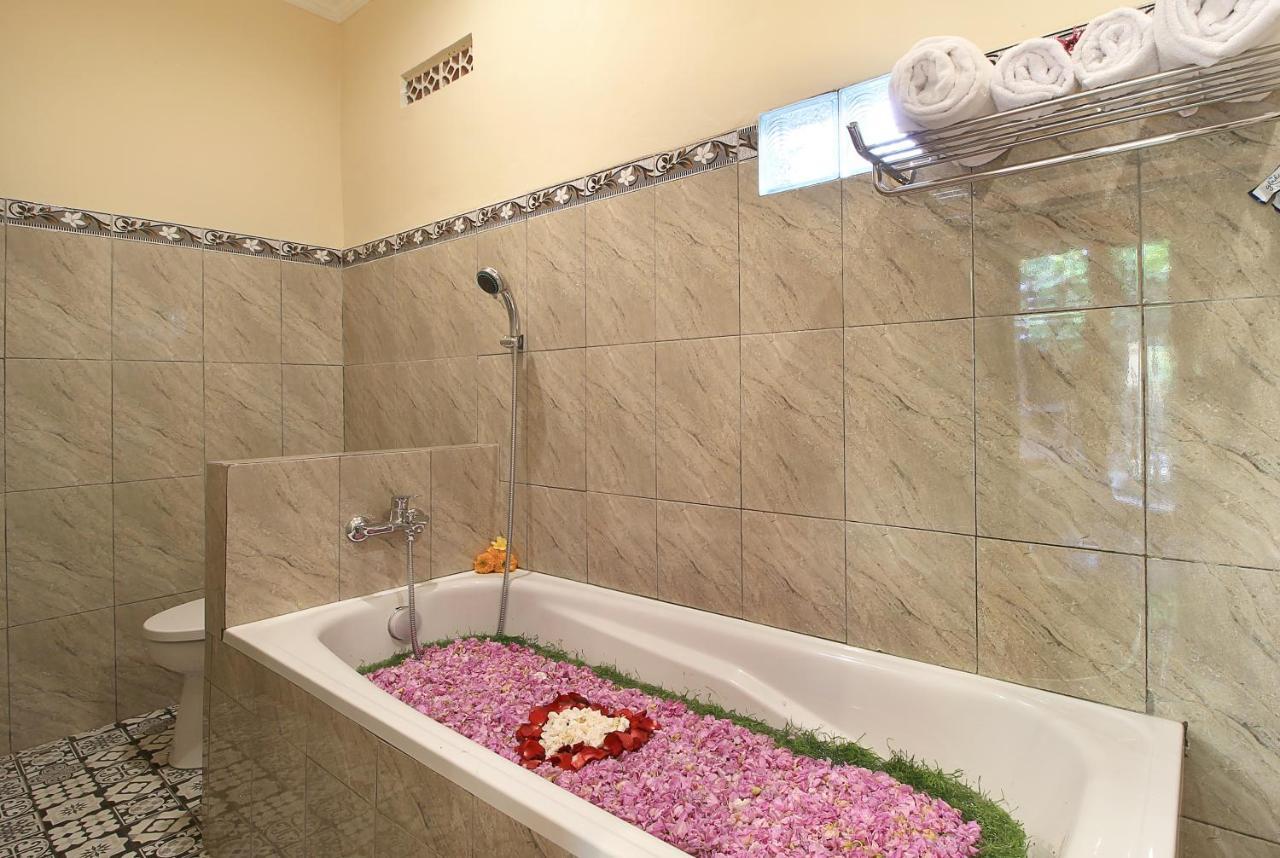 Jerogadung House Hotel Ubud  Ngoại thất bức ảnh